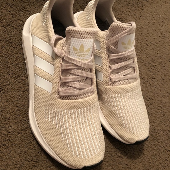 adidas swift run women's tan